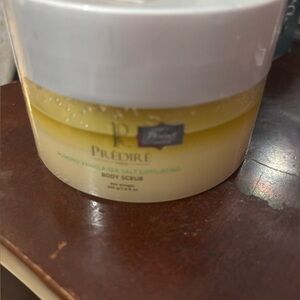 Predire Almond Vanilla Sea Salt Exfoliating Body Scrub